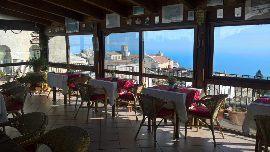 B&B Michael Monte SantʼAngelo Екстериор снимка